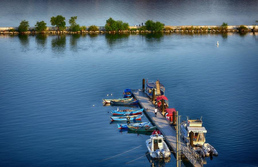 Isparta Gül Hasadı Salda Gölü ve Pamukkale Çeşme Alaçatı Turu (1 Gece Otel Konaklamalı)