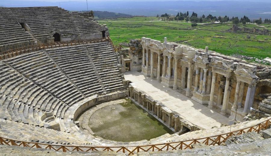 Salda Gölü Pamukkale Çeşme Alaçatı Turu / 1 Gece Otel Konaklamalı