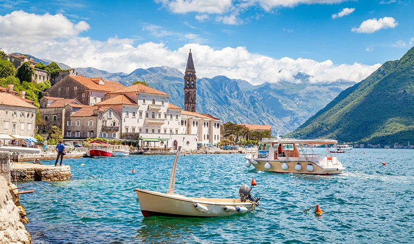 Budva Turu 3 Gece 4 Gün İzmir den Sun Express ile 2026 Haziran-Eylül