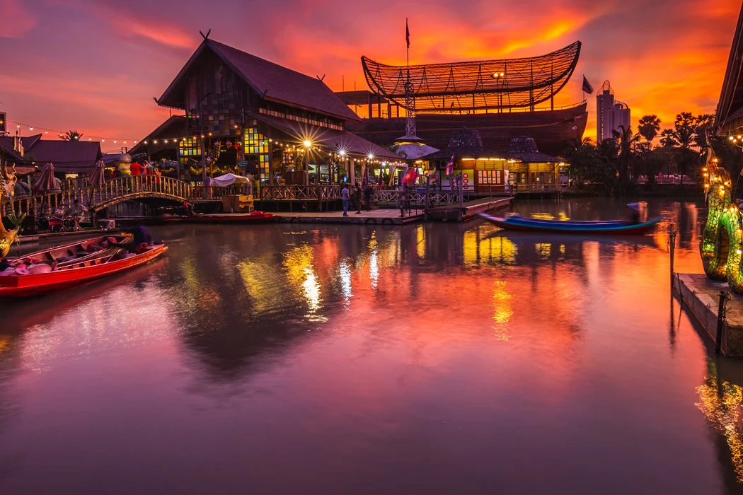 Comfort Bangkok – Pattaya – Phuket – Kuala Lumpur Turu Qatar Hava Yolları İle 8 Gece Ekstra Turlar Dahil