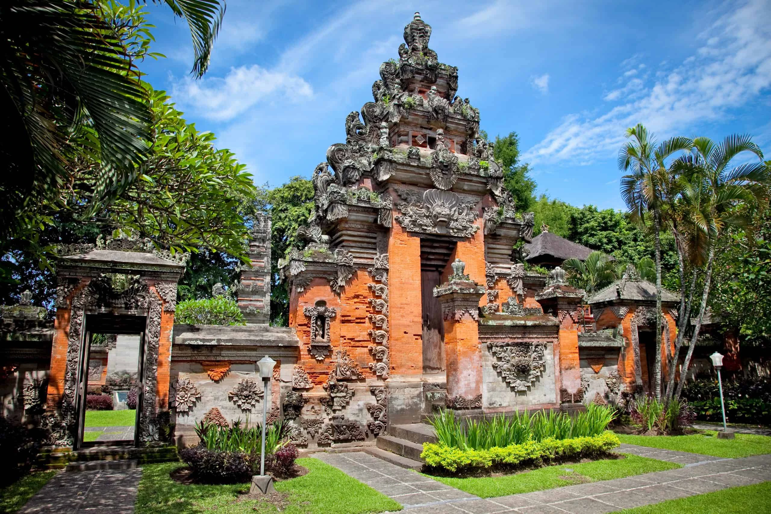 Phuket - Bali Türk Hava Yolları ile 7 Gece 9 Gün - 2027 Bahar Yaz  -Turlar Hariç