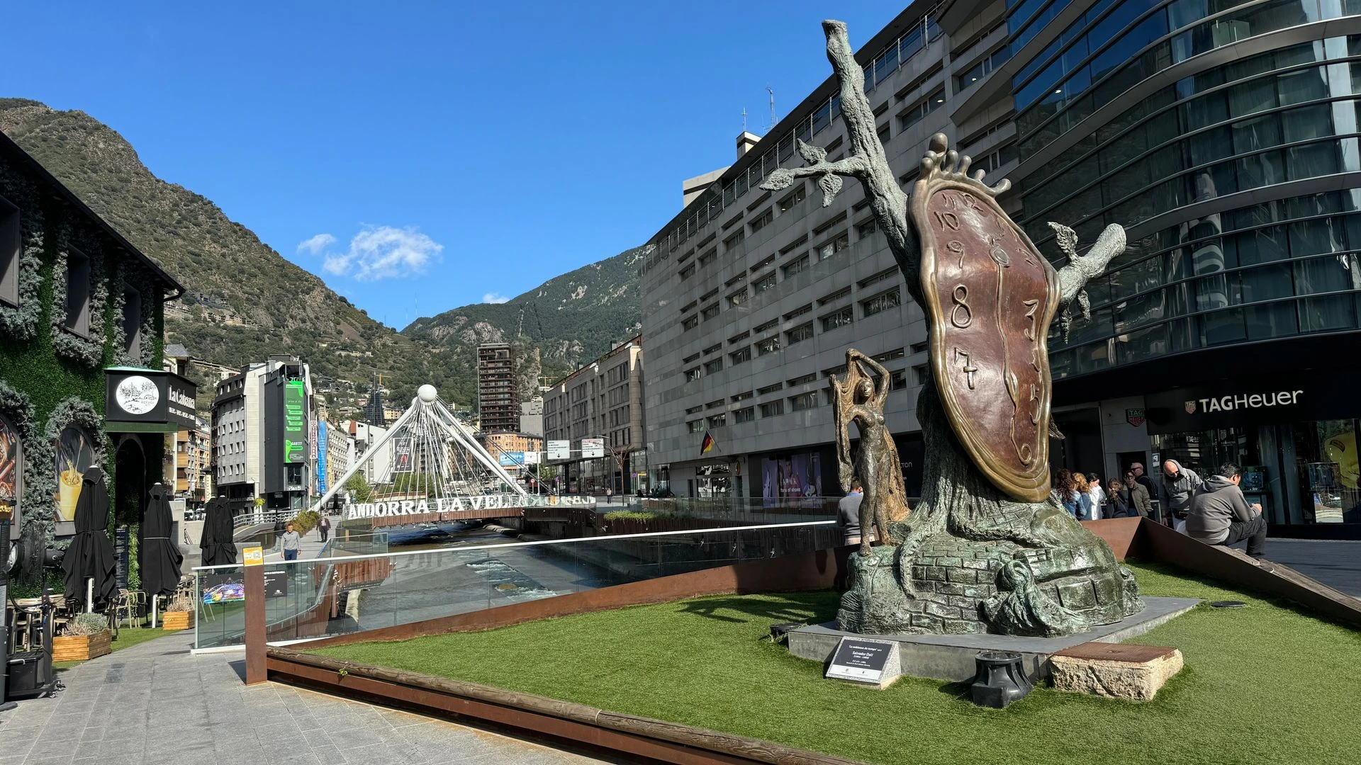 İzmir'den Mega Portekiz & İspanya ve Endülüs Şaheseleri Pegasus İle 9 Gece (BCN-LIS) 19 Ekim