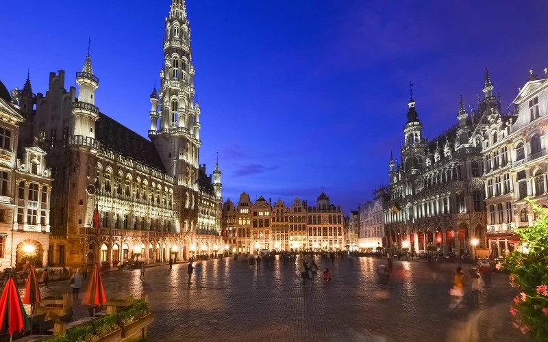 Benelüx & Paris & Alsace Promo Ajet 7 Gece (Disneyland ve Giethoorn'a Gitme İmkanı İle) 2026 Kış ve 2027 Sömestr (BRU-BRU)
