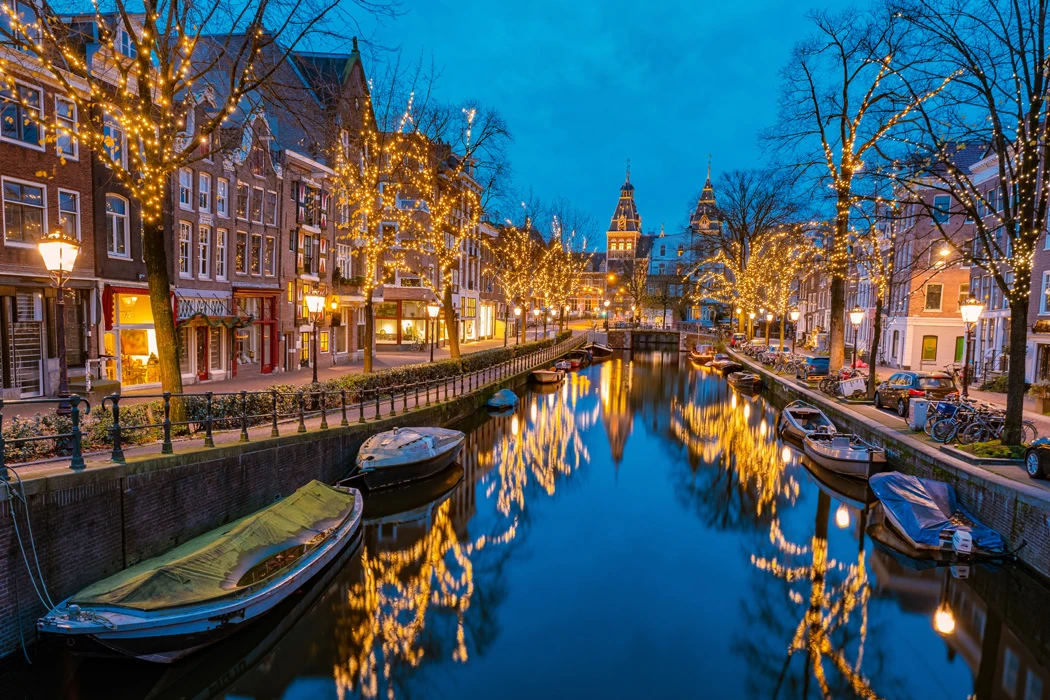 Ankara Hareketli Grand Benelux Paris Alsace Turu SunExpress İle 7 Gece 8 Gün (BRU-BRU) 2026-2027