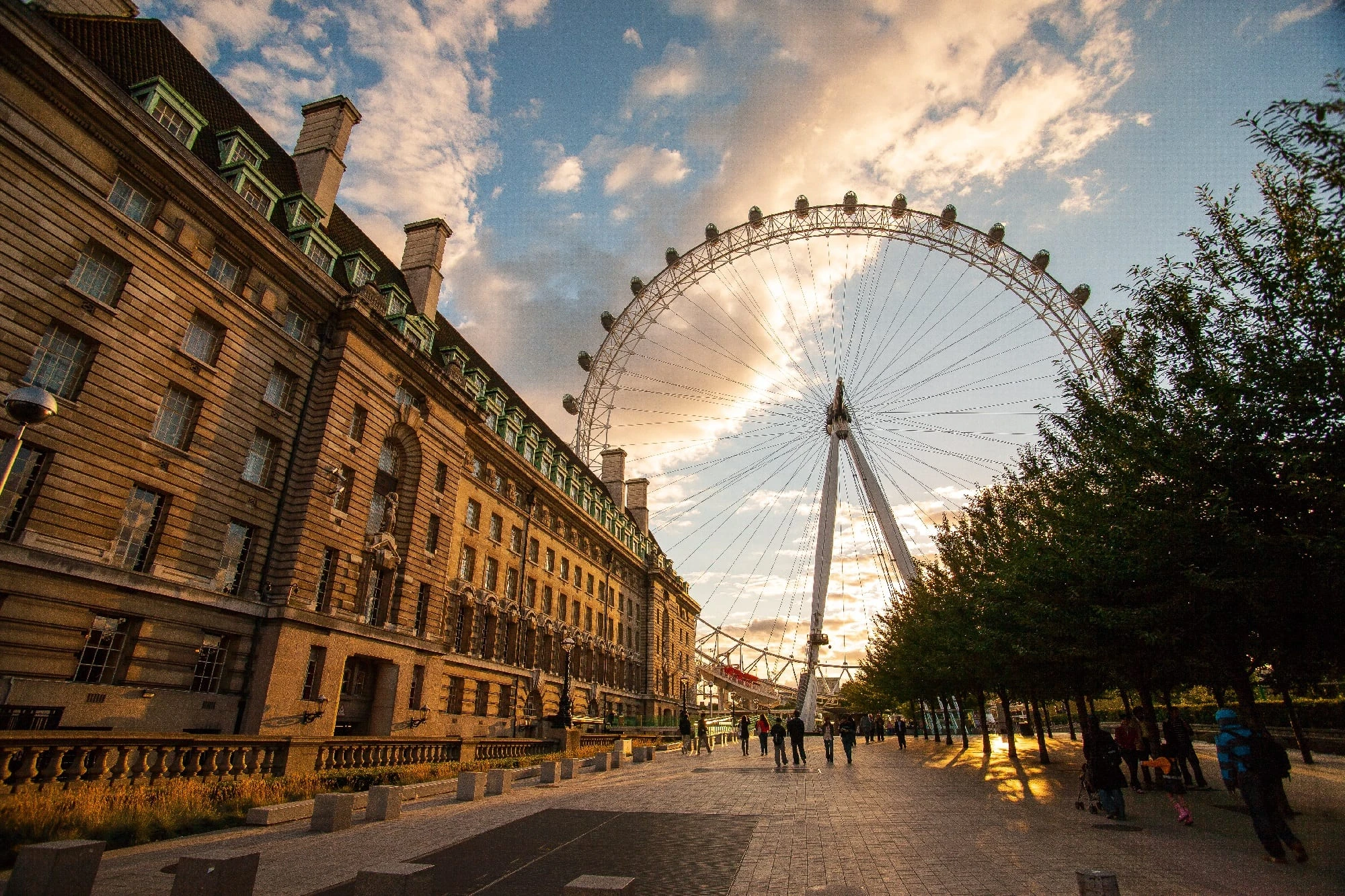 Comfort Büyük Britanya Türk Hava Yolları ile 8 Gece Ekstra Turlar Dahil (LHR-DUB)