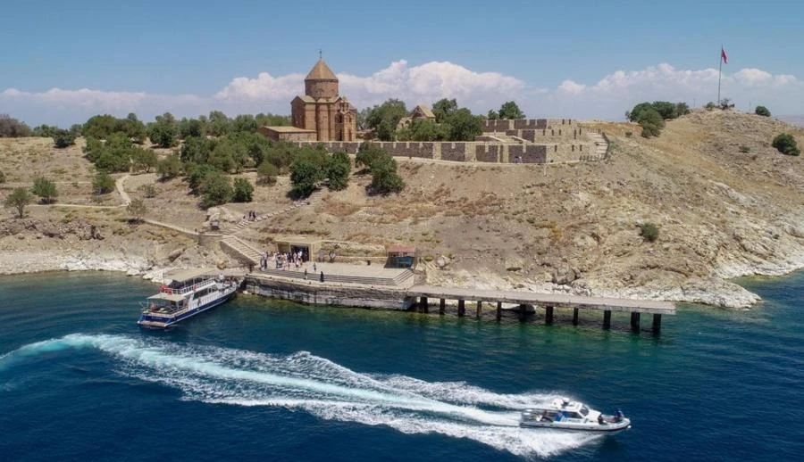 Uçaklı Doğu Ekspresi Türkiyenin Çatısı Van Kars Erzurum Turu ( Uçakla Gidiş Dönüş)