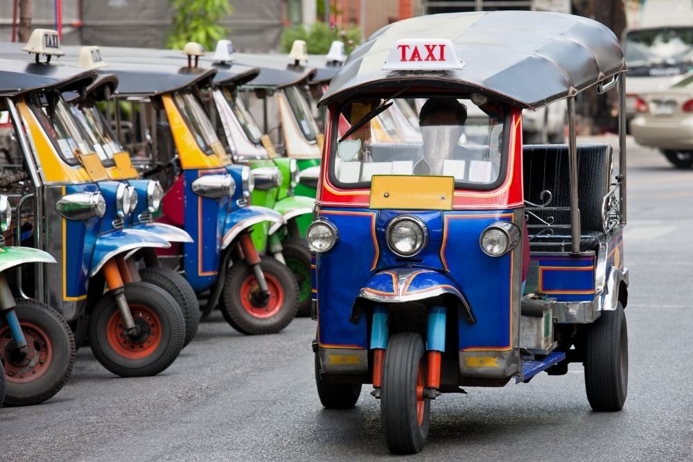 Tayland’da Güvenli Tatil Rehberi: Tuk-Tuk’lara ve Turist Tuzaklarına Dikkat!