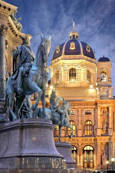 5 ÜLKE İLE MEGA ORTA AVRUPA TURU Pegasus Havayolları ile 7 gece