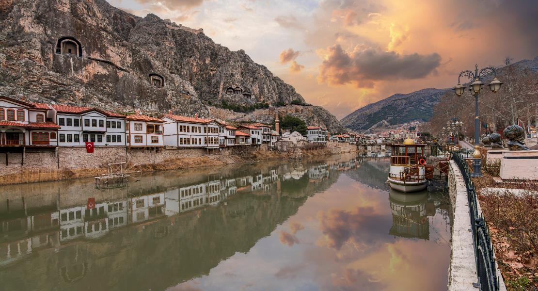 DENİZLİ ÇIKIŞLI 5 GECE 6 GÜN DOYA DOYA KARADENİZ BATUM TURU 