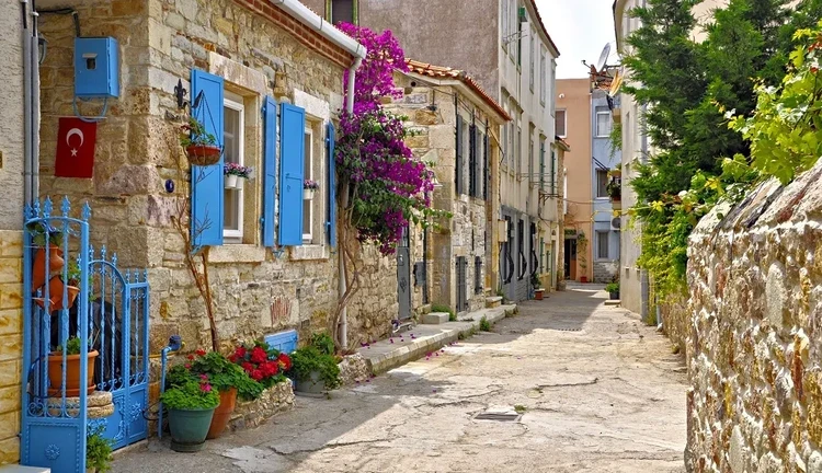 ISPARTA ÇIKIŞLI ESKİ FOÇA-YENİ FOÇA TURU