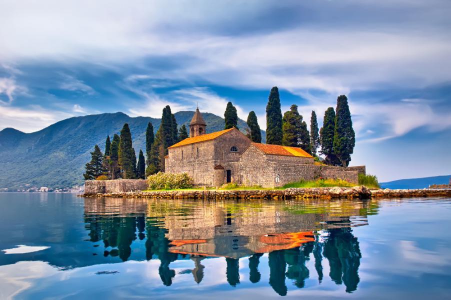 Vizesiz Uçaklı Balkan Masalı Turu (8 Gün 7 Gece)