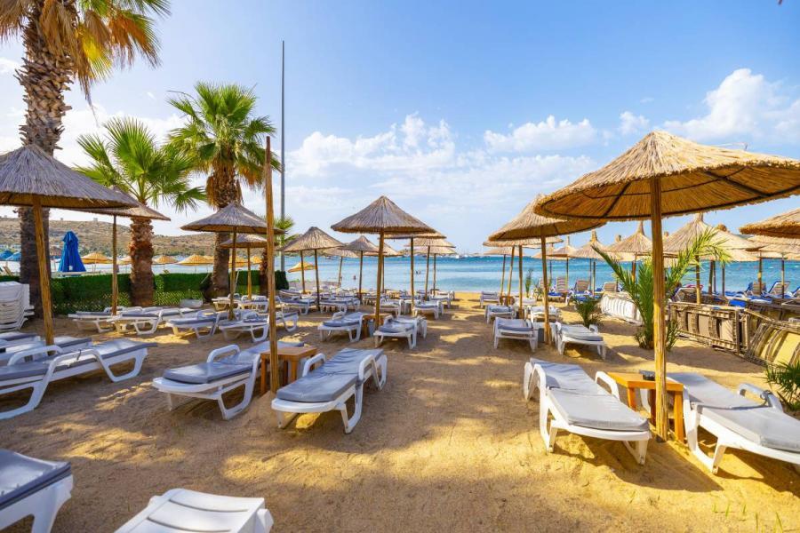 Leo Beach Resort / 3 Gece 4 Gün / +16 / Bodrum