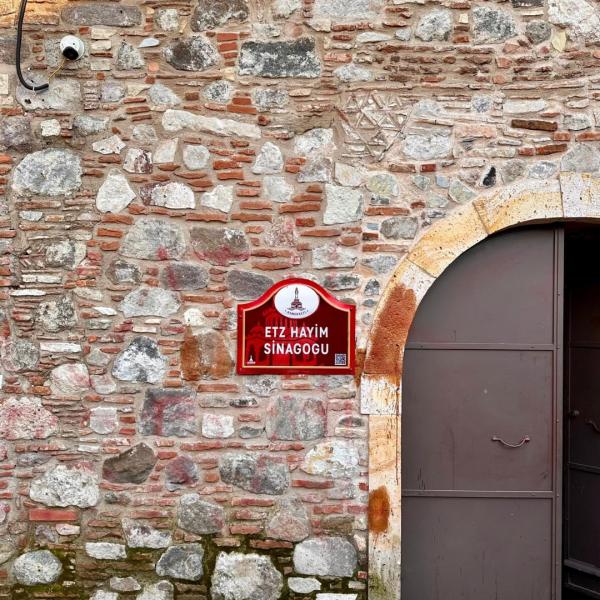 İzmir Havraları ve Yahudi Mirası