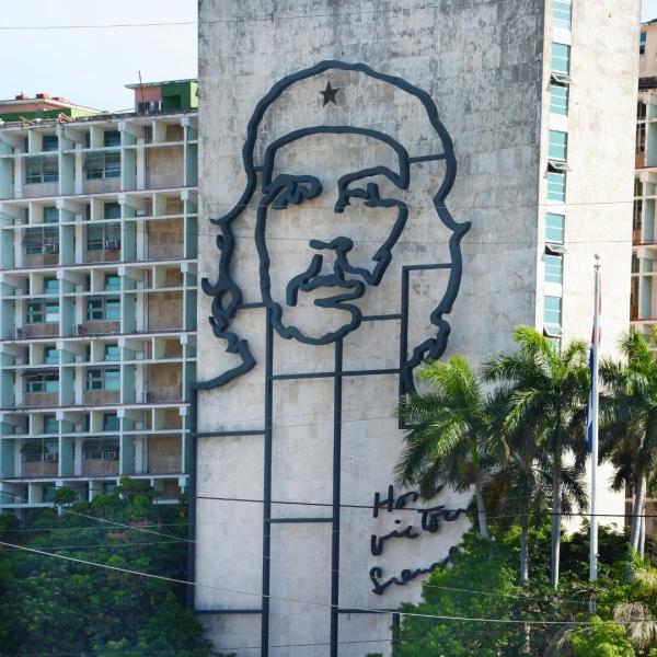 Ritmin ve Renklerin Adası Küba