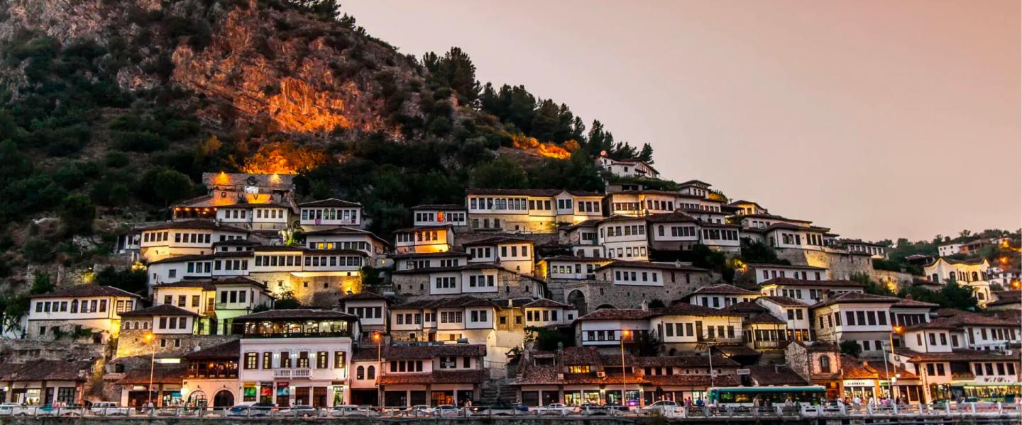 Samsun Çıkışlı  Kosovalı Büyük Balkanlar 7 Gece  Aktarmasız – Direkt Uçuş