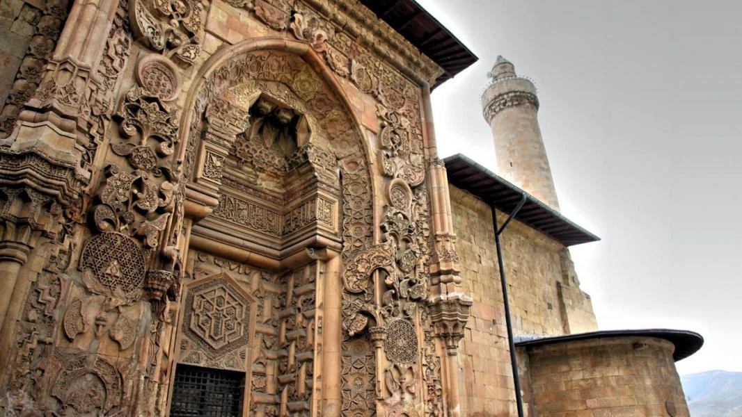 Samsun Çıkışlı Gürün Darende - Kemaliye Divriği Turu 