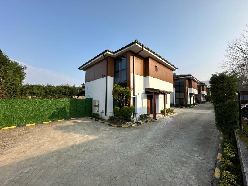 Sapanca Menekşe Villaları