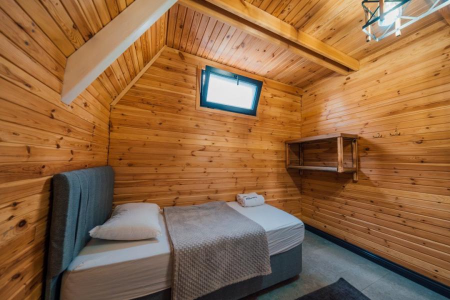 777 Sapanca Bungalov