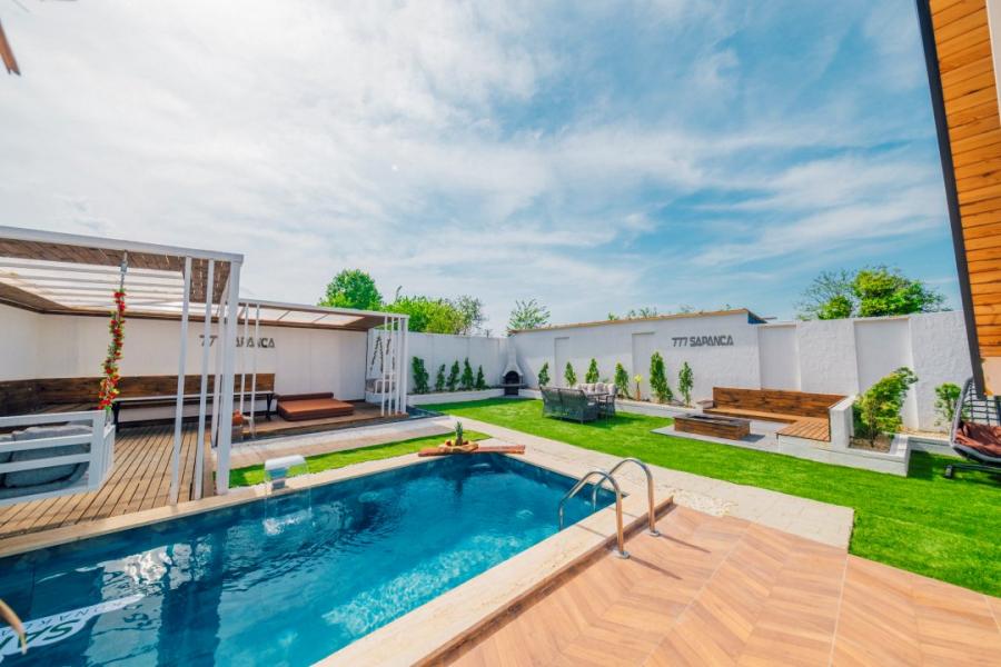 777 Sapanca Bungalov