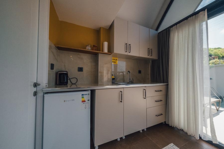 Dolce Suit's Bungalov