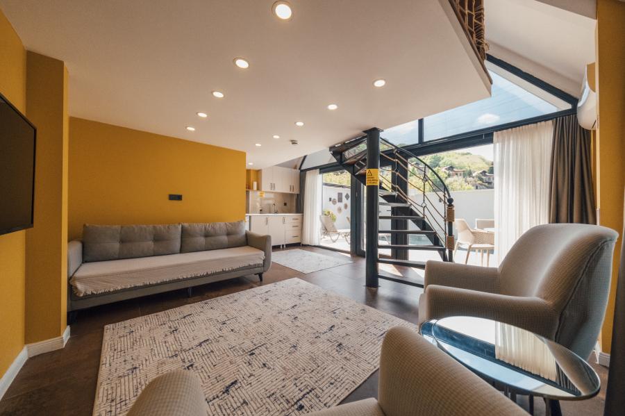 Dolce Suit's Bungalov