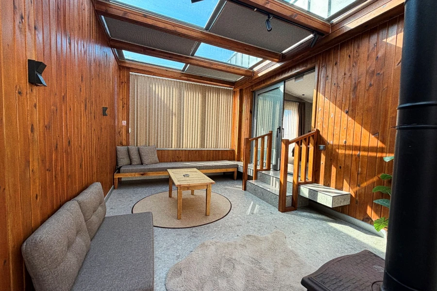 Melekona House