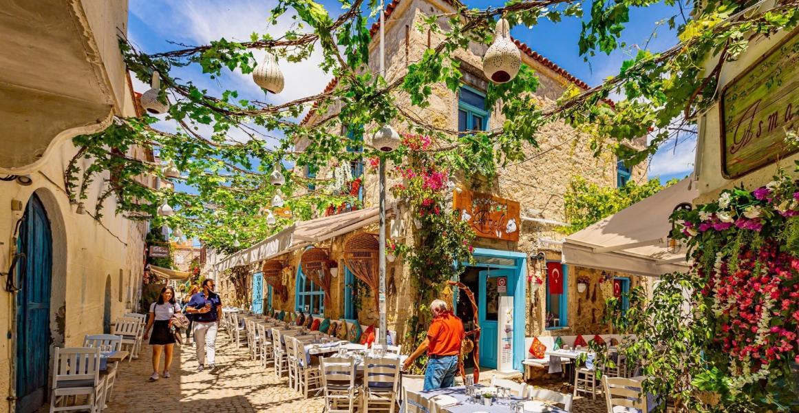 Kuzey Ege Alaçatı Alaçatı Ayvalık Cunda Turu | 1 Gece Otel Konaklamalı