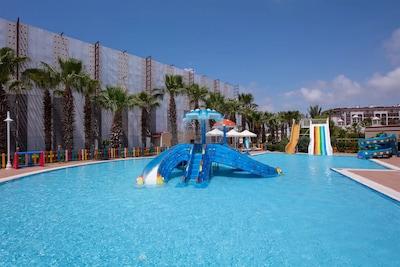 Selge Beach Resort Spa