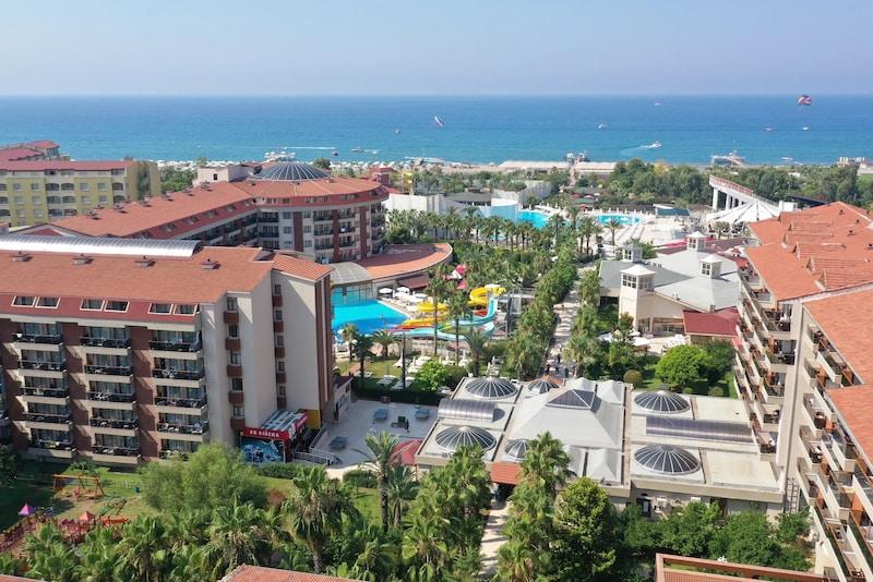 Selge Beach Resort Spa