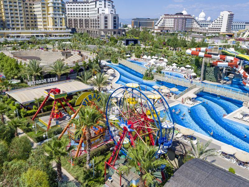 Royal Holiday Palace