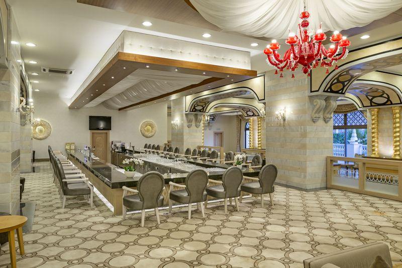 Royal Holiday Palace