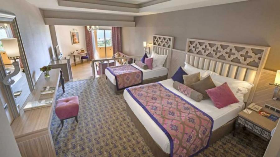 Royal Alhambra Palace Hotel