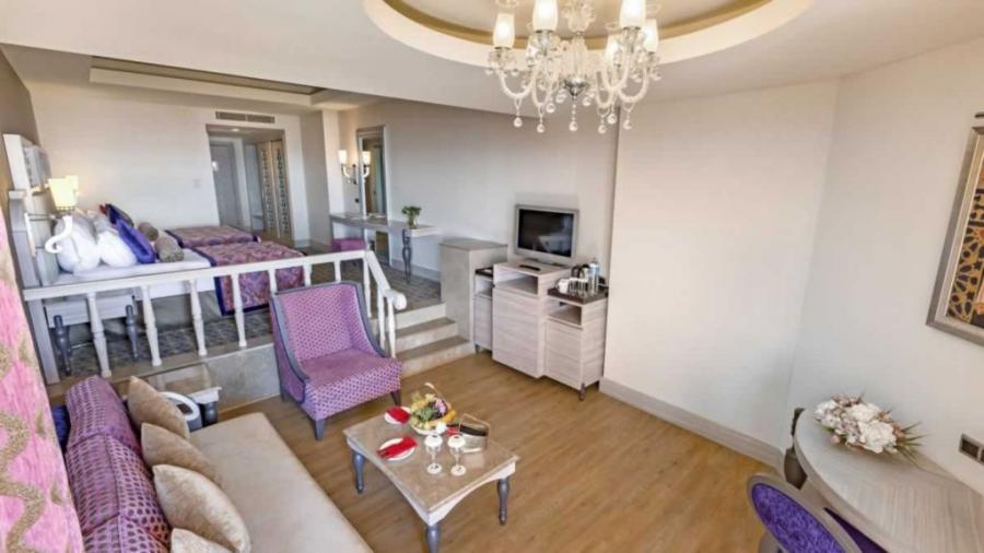 Royal Alhambra Palace Hotel