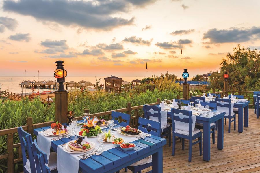 Starlight Resort Hotel