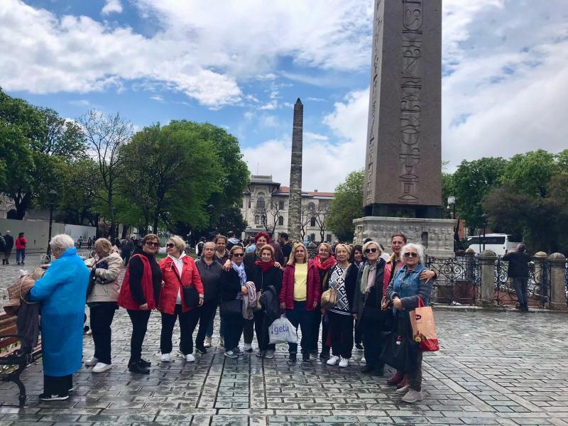 İstanbul Lale Zamanı Turu  (Hızlı Trenle)