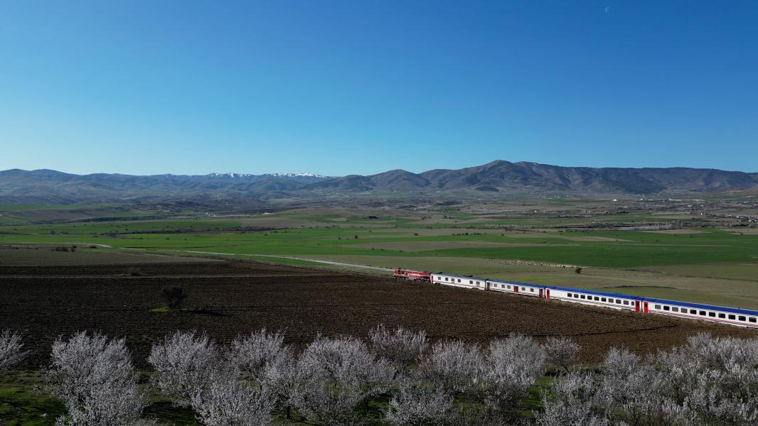 Turistik Mezopotamya (Diyarbakır) Ekspresi İle Gap Turu (Tren- Uçak)