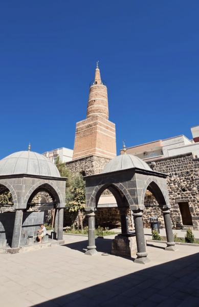 Hakkari Yüksekova Zap Botan Vadisi Şırnak Cizre Turu