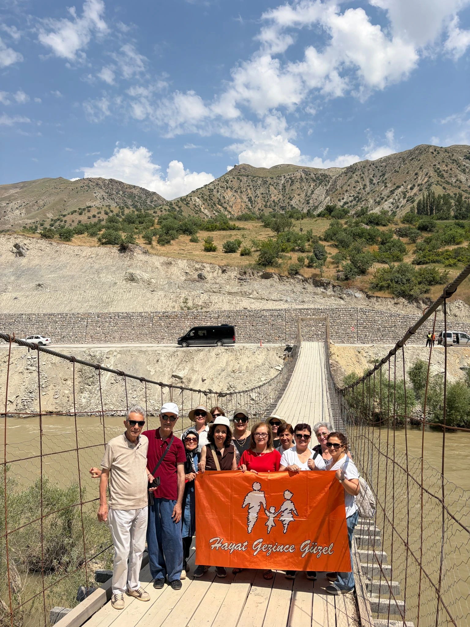 Hakkari Yüksekova Zap Botan Vadisi Şırnak Cizre Turu