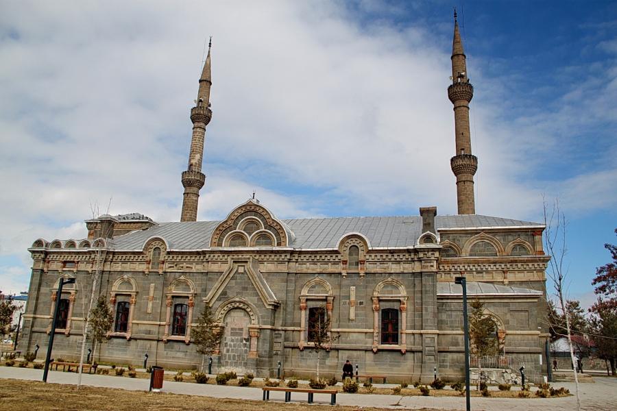 Turistik Doğu Ekspresi ile Kars Turu (Uçak- Tren)
