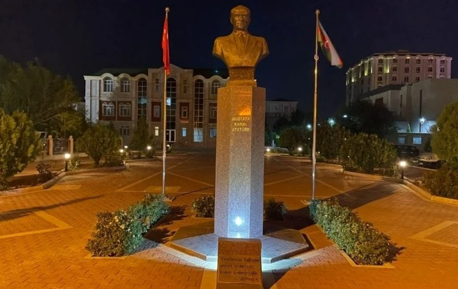 NAHÇIVAN VAN TURU