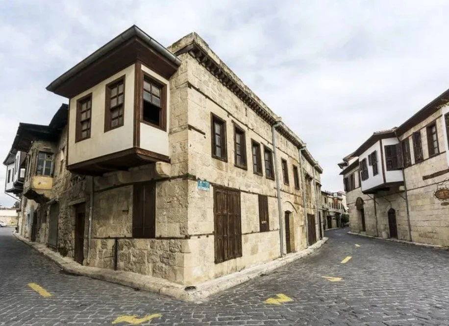 MAVİ KOYLARDAN MASAL VADİLERİNE  MERSİN & KAPADOKYA