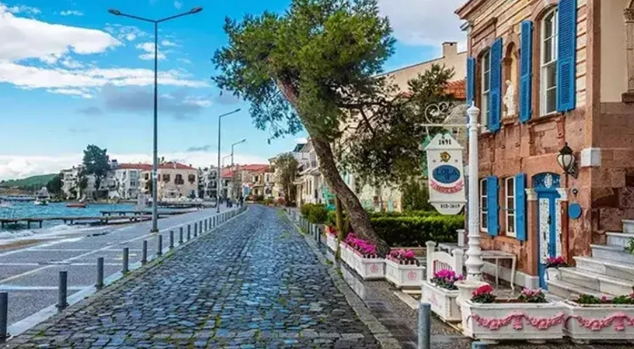 İZMİR VE ÇEVRESİ TURU 