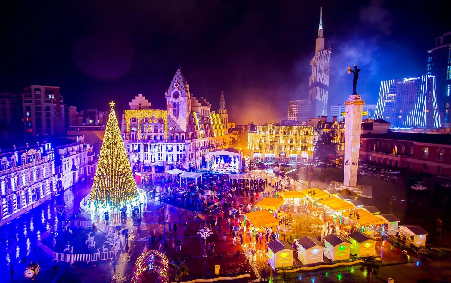 ANKARA HAREKETLİ BATUM NOEL PAZARLARI TURU