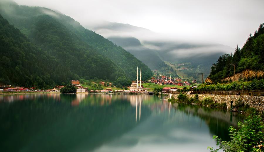 Karadeniz Fırtınası ve Batum Turu (3 Gece Otel Konaklamalı): Kısıtlı zamanda Karadeniz'i baştan başa gezmek, yaşamak için bulunmaz bir fırsat sunuyoruz. Karadeniz iklimi veya havası gibi tadı damağınızda kalacak bir gezi sizi bekliyor. Az zamanda çok işler başaracağız.