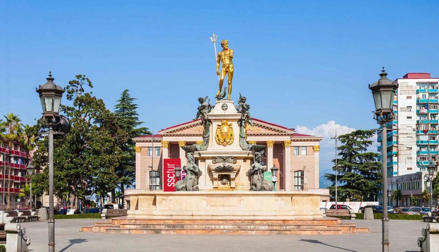 Bursa Çıkışlı Rüya Gibi Doğu Karadeniz Batum Turu (5 Gece Otel Konaklamalı): Kendinizi rüyada hissedeceğiniz, her anını unutamayacağınız karadeniz turumuza sizleri de bekliyoruz. Mavi ve yeşili hiç bu kadar ahenkle dans ettiğini görmemiştiniz. Tulum ile horon vurmaya kemençenin tınısını dinlemeye gidiyoruz daaaaaa...

