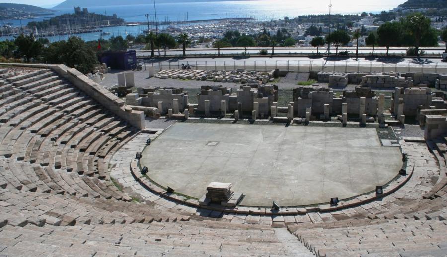 Ankara Çıkışlı Uçaklı Rüya Gibi Ege Akdeniz Antalya Kaş Fethiye Ölüdeniz Marmaris Bodrum Turu (5 Gece Otel Konaklamalı): Ülkemizin önde gelen turistik mekânlarında geçireceğiniz bir hafta boyunca; denizin, güneşin, kumsalın ve eğlencenin doyumsuz tadına erişeceksiniz. Tekne Turları, Jeep Safari, Rafting, Dalış Turu, Yamaç Paraşütü, Saklıkent, Ölüdeniz, Iztuzu Plajı