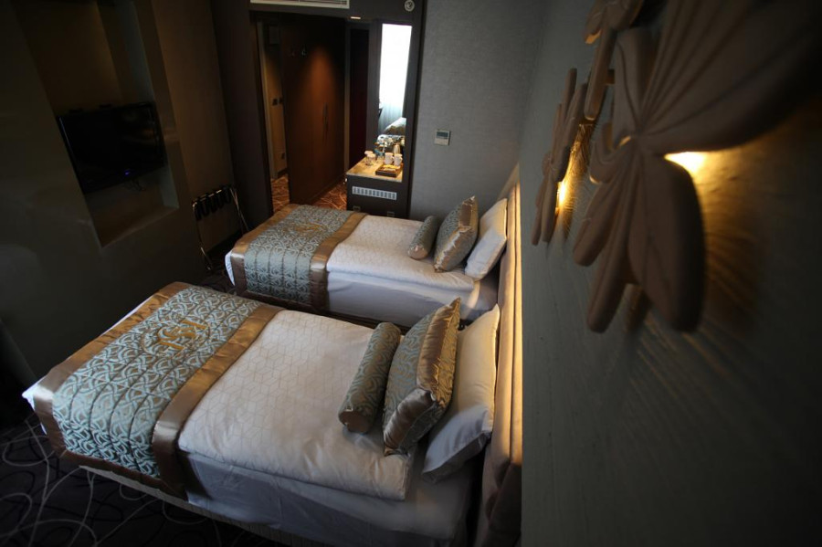 Kervansaray City Otel Bursa Konaklamalı Uludağ Kayak Turu (1 Gece Otel Konaklamalı): Hergün Kesin Kalkışlı ve Kış Tatilinizde Kendinizi ve Sevdiklerinizi, Uludağ’ın Beyaz Büyüsünde ve Bursa’nın Doğal, Tarihi Atmosferinde Ödüllendirebilirsiniz. Osmangazi Köprüsü'nden Hızlı Ulaşım ile Uludağ'a Gidiyoruz.
