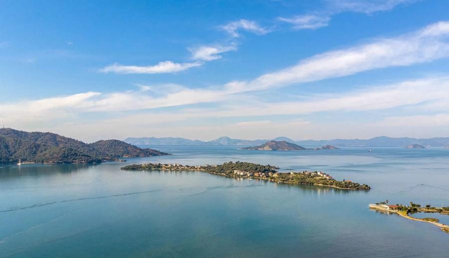 Bursa Çıkışlı Işık Ülkesi Likya Fethiye Ölüdeniz Kaş Dalyan Akyaka Turu (4 Gece Otel Konaklamalı) : Işık Ülkesi Likya Turumuz İle Ege'nin Saklı Mavi, Turkuaz Rengi ile buluşmaya varmısınız? Yüzmeye doyamayacağınız Keyifli ve Eğlenceli bir için Geç Kalmadan yerinizi ayırtınız...