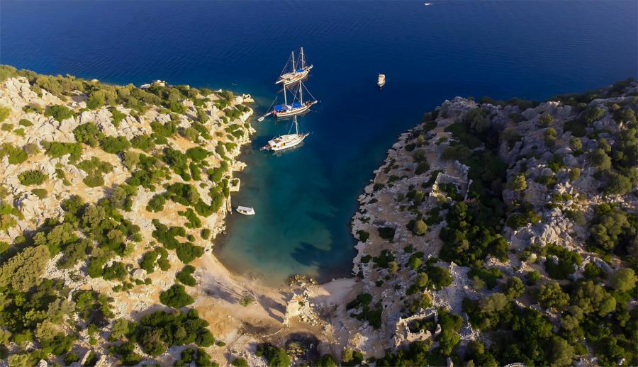 Bursa Çıkışlı Işık Ülkesi Likya Fethiye Ölüdeniz Kaş Dalyan Akyaka Turu (4 Gece Otel Konaklamalı) : Işık Ülkesi Likya Turumuz İle Ege'nin Saklı Mavi, Turkuaz Rengi ile buluşmaya varmısınız? Yüzmeye doyamayacağınız Keyifli ve Eğlenceli bir için Geç Kalmadan yerinizi ayırtınız...