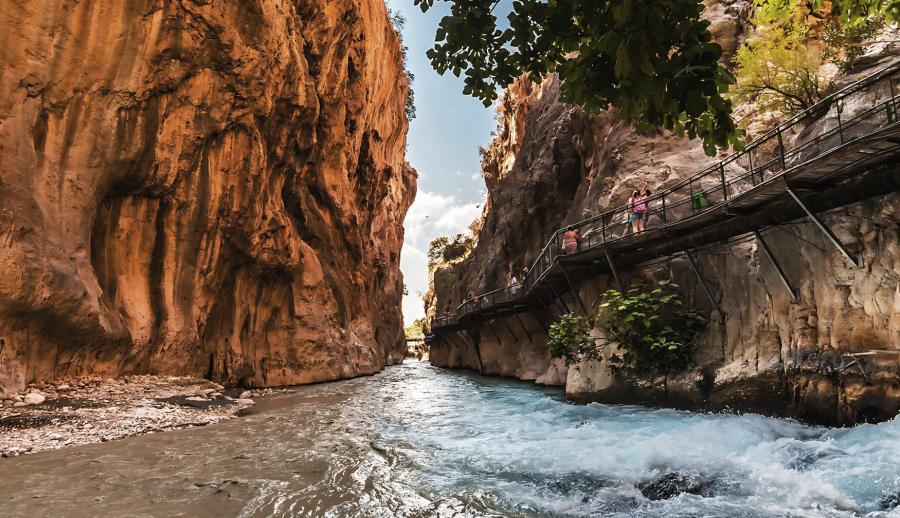 Bursa Çıkışlı Antalya Kaş Likya Fethiye Ölüdeniz Dalyan Akyaka Azmak Çayı Deniz Turu (3 Gece Otel Konaklamalı) : Antalya'da Köprülü Kalyonda Rafting, Kekova'da Tekne Turu, Fethiye'de Yamaç Paraşütü, 12 Adalar Tekne Turu, Jeep Safari, Ölüdeniz, Belcekız Plajı